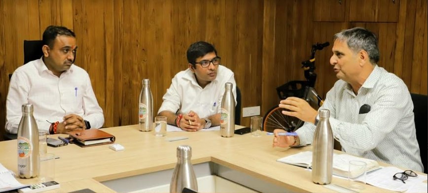 Div Com reviews functioning of Jammu Smart City Limited